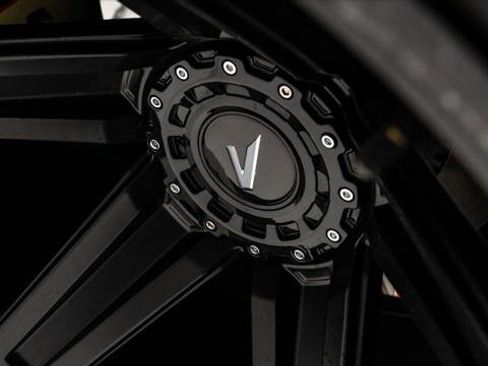 Used 2026 Jeep Gladiator Sport image 18