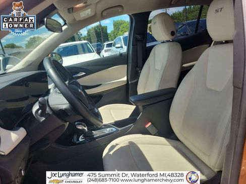Certified 2024 Buick Encore GX Sport Touring w/ Comfort Package AWD/4WD image 21