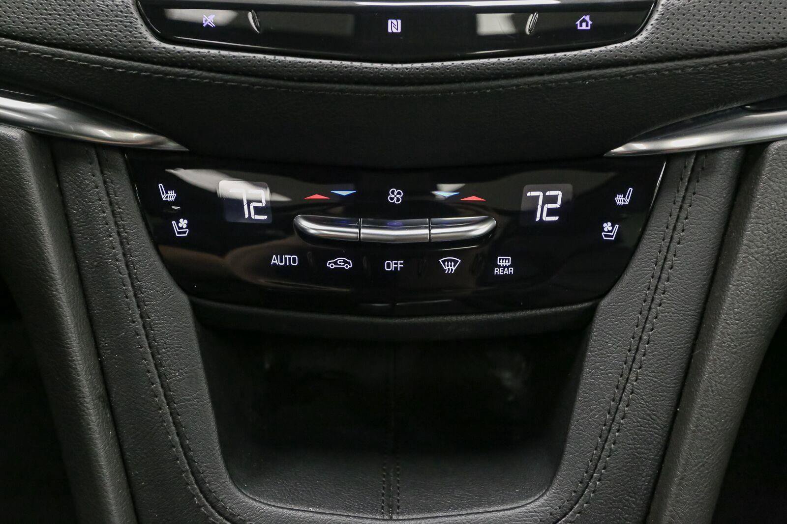 Used 2021 Cadillac XT5 Premium Luxury AWD/4WD image 35