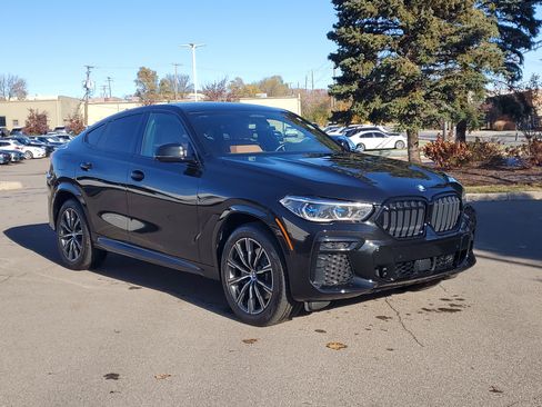 Used 2022 BMW X6 xDrive40i w/ Executive Package image 4