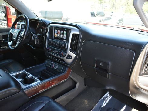 Used 2017 GMC Sierra 1500 SLT w/ Max Trailering Package image 12