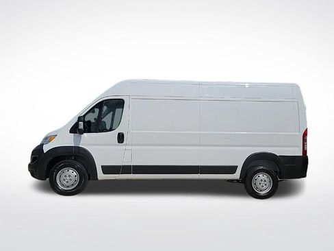 Used 2023 RAM ProMaster 2500 FWD image 2