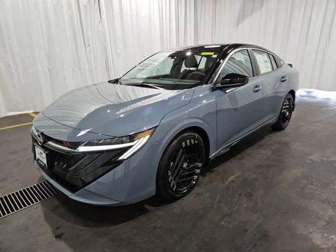 New 2026 Nissan Sentra SR w/ Floor Mat Package image 6