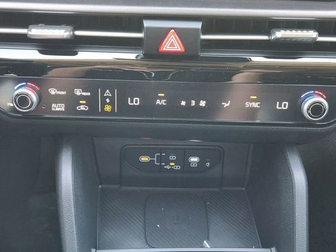 New 2026 Kia Sportage SX AWD/4WD image 14