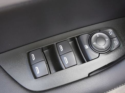 Used 2025 Chevrolet Blazer LT AWD/4WD image 24