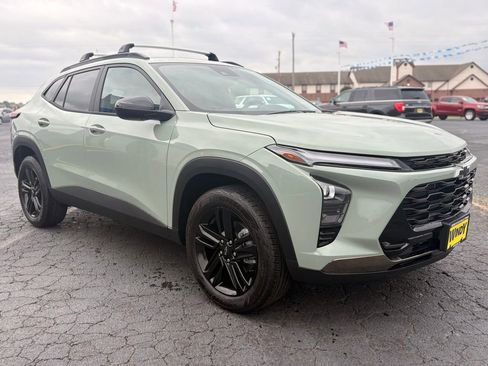 New 2026 Chevrolet Trax ACTIV FWD image 3