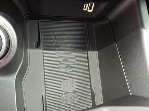 New 2025 Alfa Romeo Tonale image 18