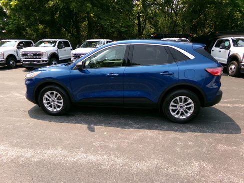 Used 2022 Ford Escape SE w/ Convenience Package AWD/4WD image 4