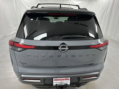 New 2026 Nissan Pathfinder Platinum