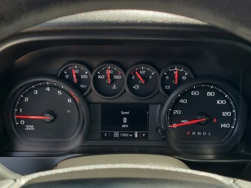 Used 2025 Chevrolet Silverado 2500 Custom w/ Custom Value Package image 29