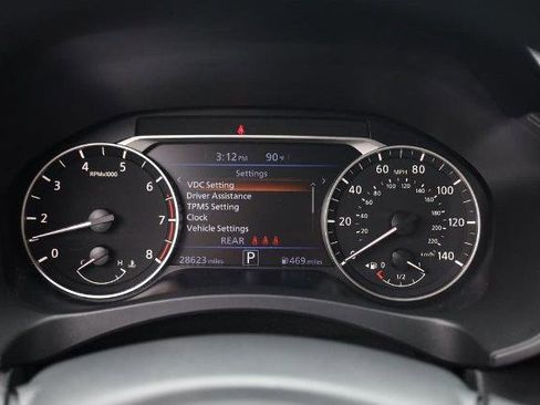 Certified 2025 Nissan Altima 2.5 SV FWD image 10