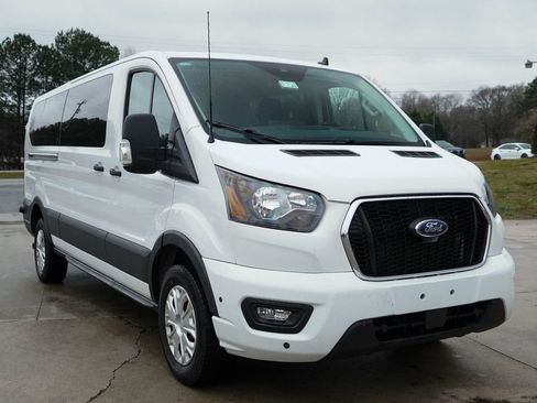 Used 2024 Ford Transit 350 XLT image 37