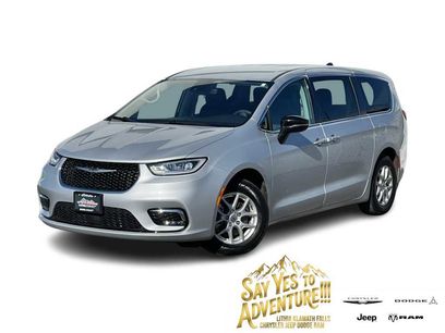 Used 2024 Chrysler Pacifica Touring-L