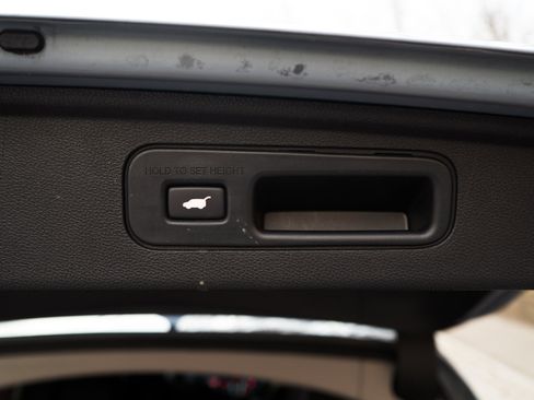 Used 2023 Honda Odyssey Touring image 51