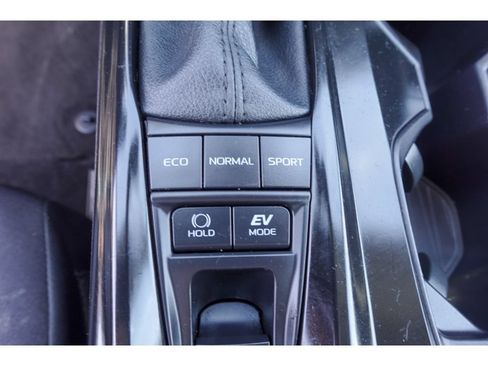 Used 2025 Toyota Camry LE FWD image 21