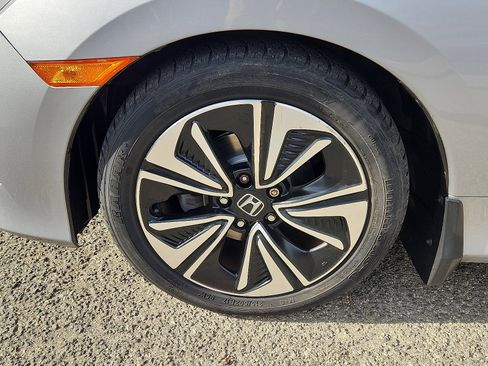 Used 2017 Honda Civic EX-L image 8