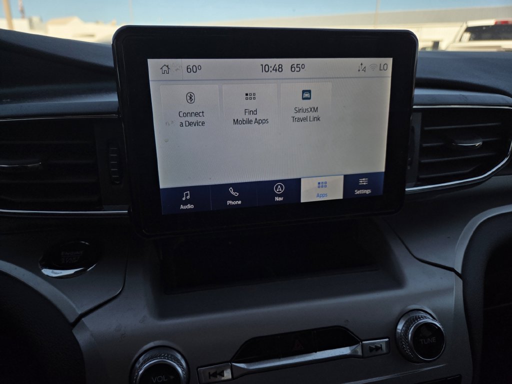 Used 2022 Ford Explorer XLT w/ Equipment Group 202A AWD/4WD image 13