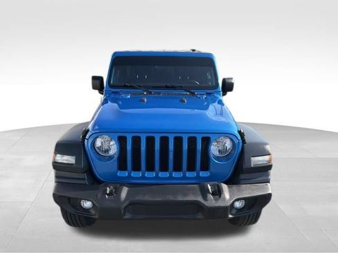 Used 2022 Jeep Wrangler Unlimited Sport AWD/4WD image 3