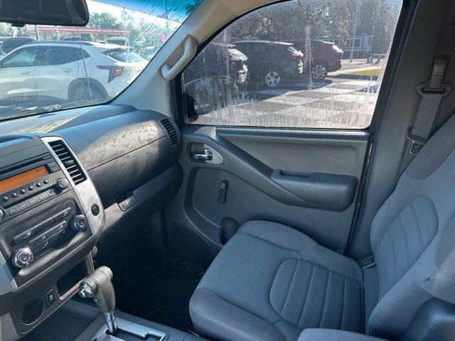 Used 2014 Nissan Frontier S RWD image 12