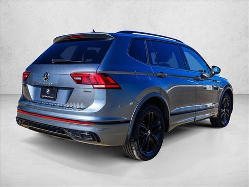 Used 2022 Volkswagen Tiguan SE R-Line AWD/4WD image 5