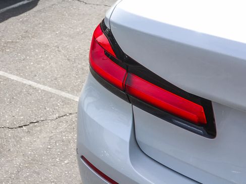 Certified 2023 BMW 530e w/ Convenience Package image 7