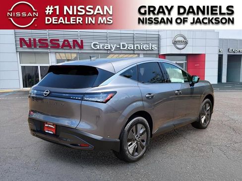 New 2025 Nissan Murano SL w/ Cargo Package image 18