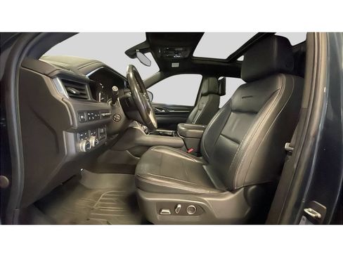 Used 2021 GMC Yukon XL Denali w/ Denali Ultimate Package AWD/4WD image 12