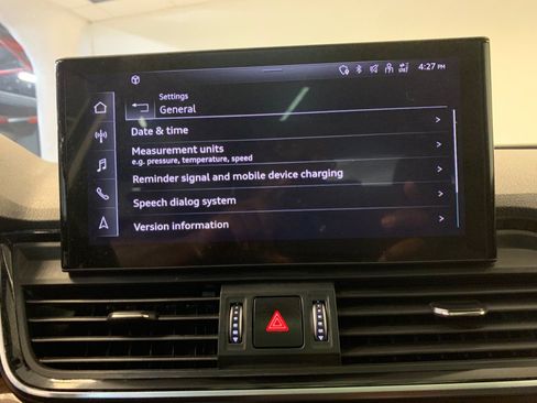 Used 2022 Audi Q5 2.0T Premium Plus w/ Premium Plus Package AWD/4WD image 39