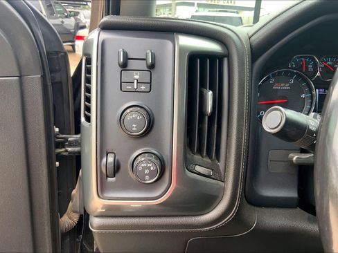 Used 2018 Chevrolet Silverado 2500 LTZ w/ Duramax Plus Package AWD/4WD image 33