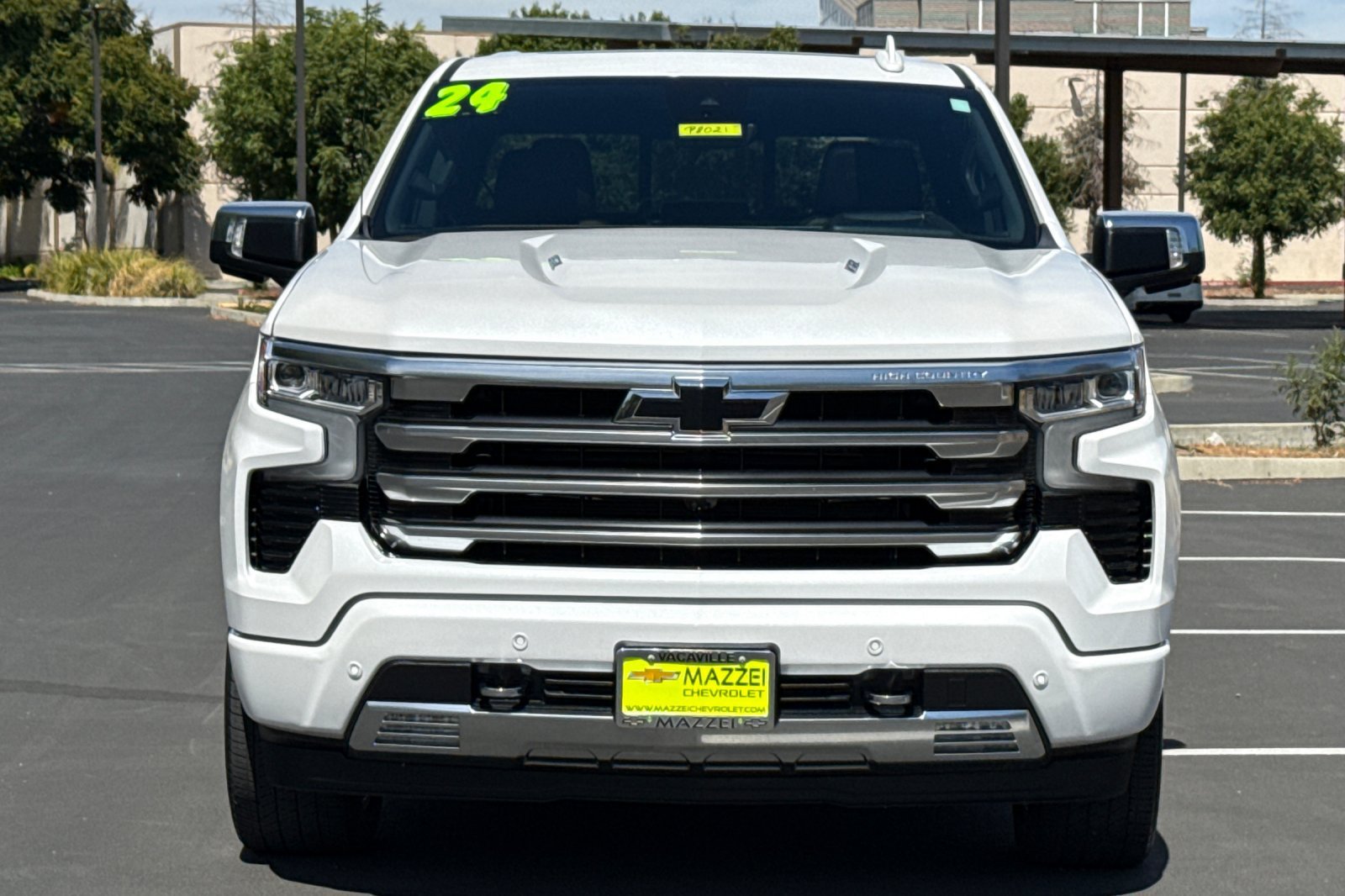Used 2024 Chevrolet Silverado 1500 High Country w/ High Country Premium Package AWD/4WD image 7