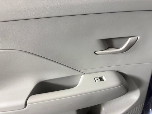 Used 2024 Hyundai Kona SE FWD image 36
