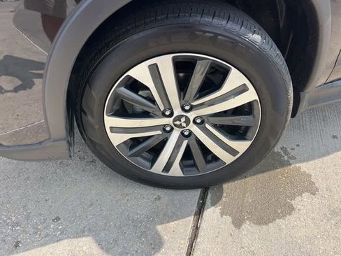 Used 2025 Mitsubishi Outlander Sport LE AWD/4WD image 26