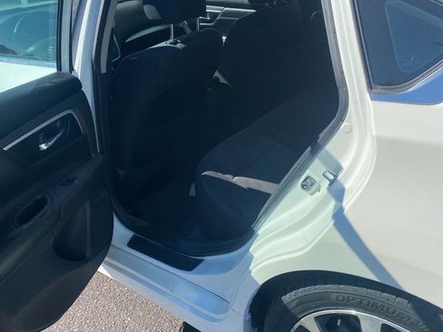 Used 2017 Nissan Altima 2.5 SR image 9