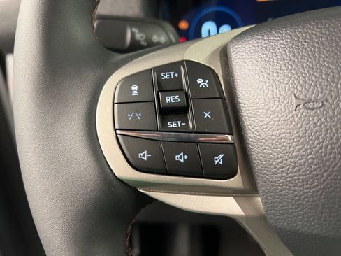 New 2026 Ford Explorer Active image 18