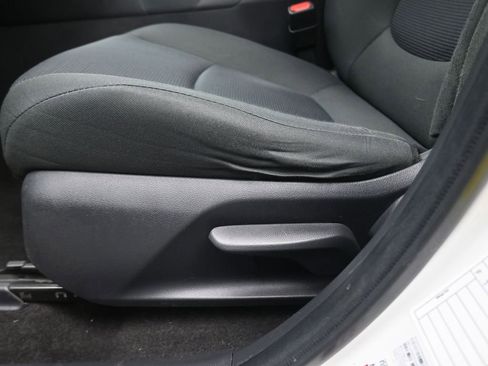 Used 2023 Toyota RAV4 LE image 14