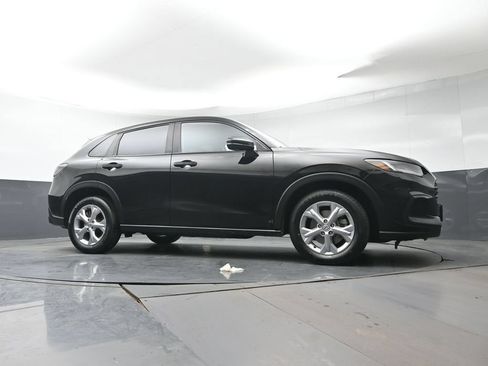 Certified 2024 Honda HR-V LX image 29