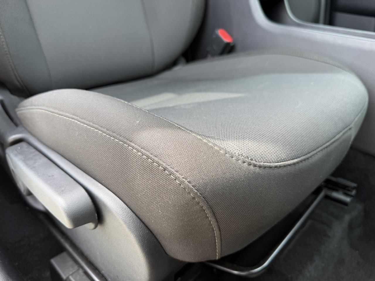 Used 2025 Hyundai Kona SEL FWD image 25