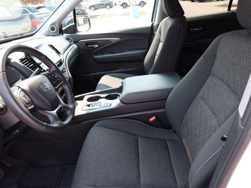 Certified 2024 Honda Ridgeline Sport image 19
