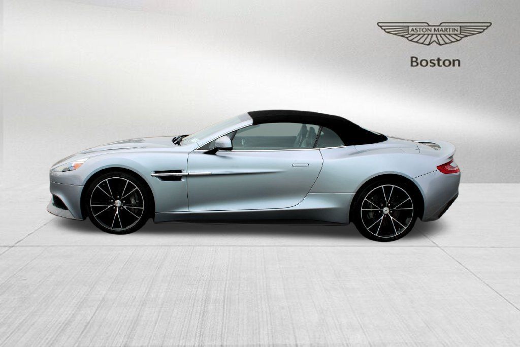 Used 2014 Aston Martin Vanquish Volante RWD image 3