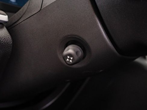 Used 2023 Jeep Grand Cherokee 30th Anniversary image 43