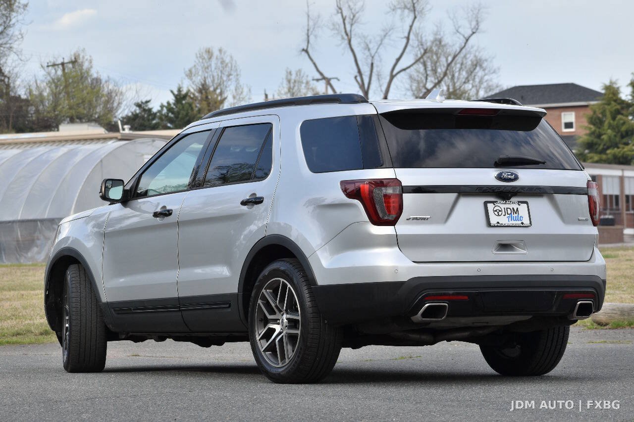 Used 2017 Ford Explorer Sport AWD/4WD image 7
