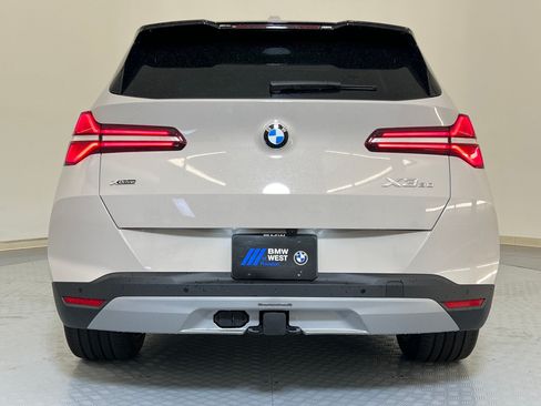 Used 2026 BMW X3 xDrive30i w/ Convenience Package AWD/4WD image 10