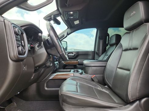New 2025 GMC Sierra 1500 AT4 w/ AT4 Premium Package AWD/4WD image 9