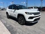 Certified 2022 Jeep Compass Limited image 5