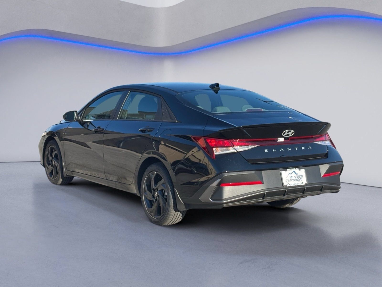 Certified 2026 Hyundai Elantra Sport FWD image 6