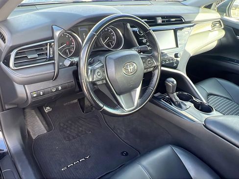 Used 2019 Toyota Camry SE image 23