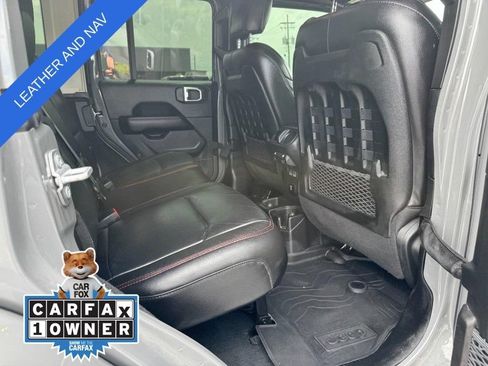 Used 2022 Jeep Wrangler Unlimited Rubicon w/ LED Lighting Group AWD/4WD image 13
