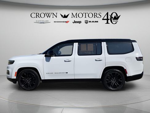 Used 2023 Jeep Grand Wagoneer Series II w/ Quick Order Packagew 28T AWD/4WD image 8