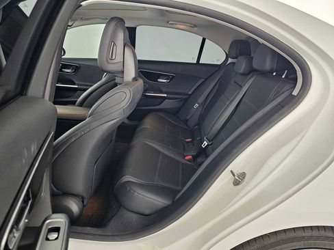 Used 2023 Mercedes-Benz C 300 Sedan image 16