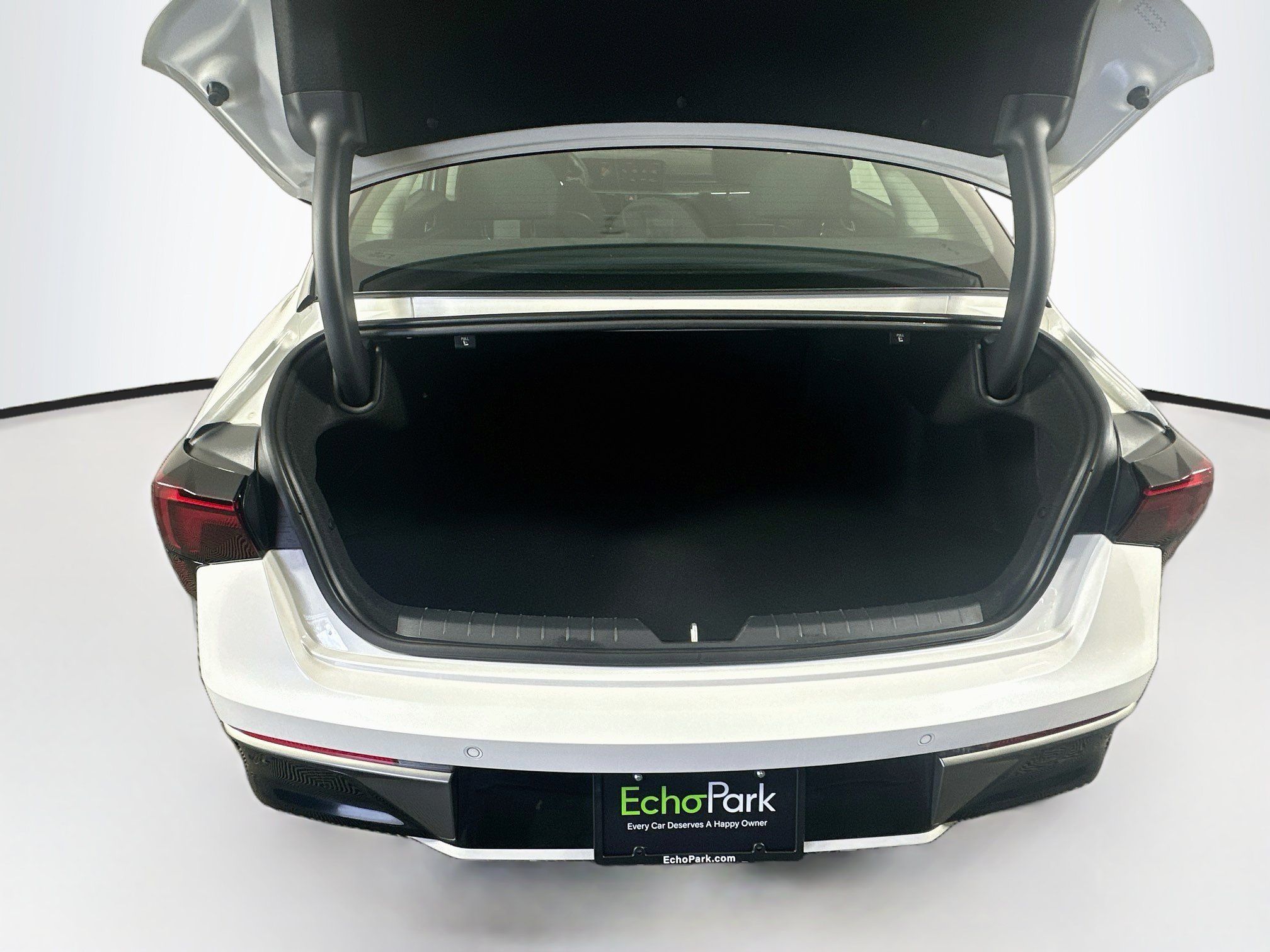 Used 2025 Kia K5 LXS FWD image 27